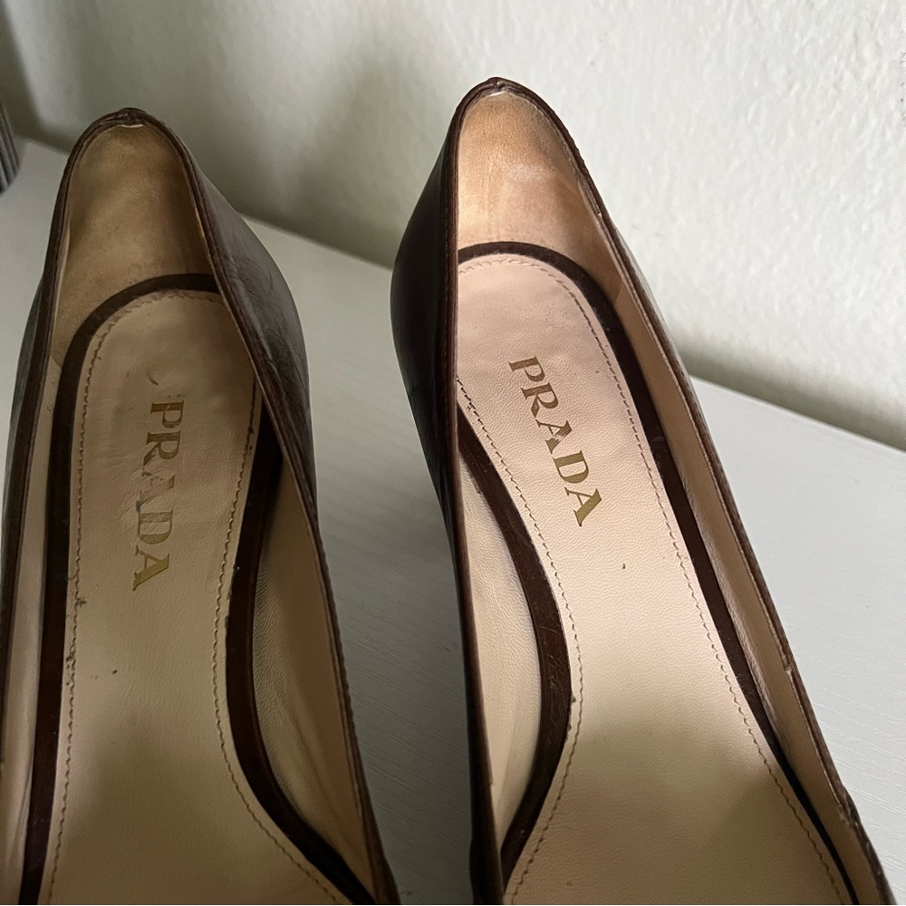 Prada | Calfskin Leather Buckle Pumps - Picture 7 of 9